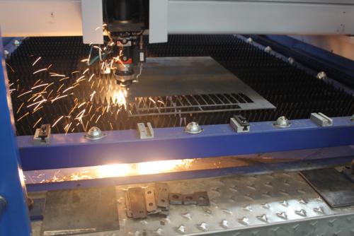 數(shù)控火焰切割機在使用前應(yīng)該做好哪些準備工作？