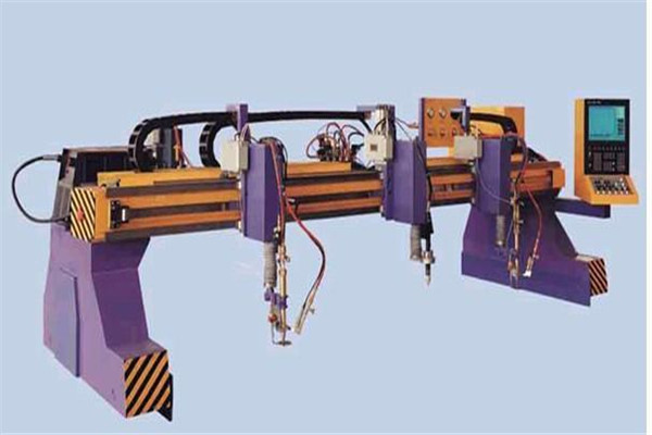 數(shù)控火焰切割機(jī)