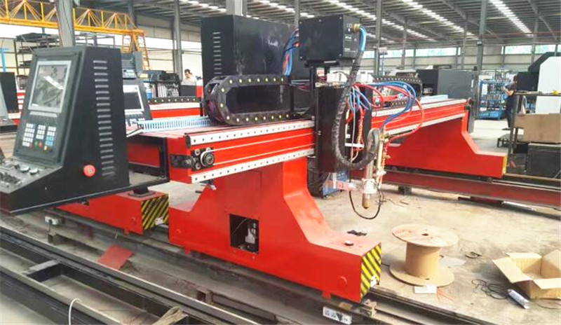 龍門式數(shù)控火焰or等離子切割機(jī)_信爾產(chǎn)品002