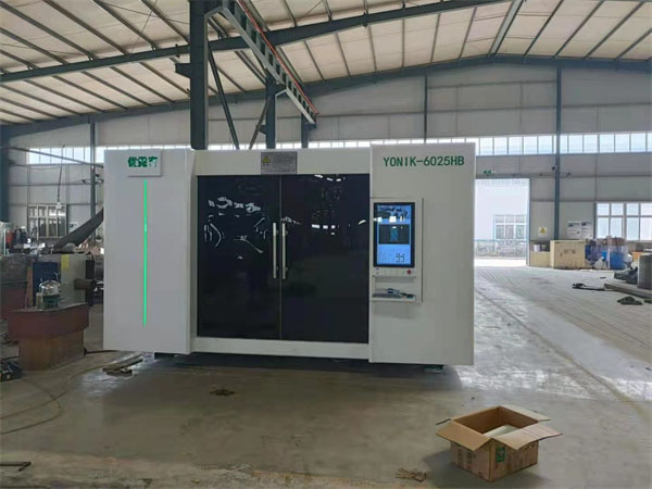 新型光纖激光切割機有哪些特點和優勢?